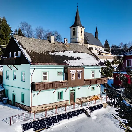 Domecek Lyzaku Bartosovice v Orlickych Horach